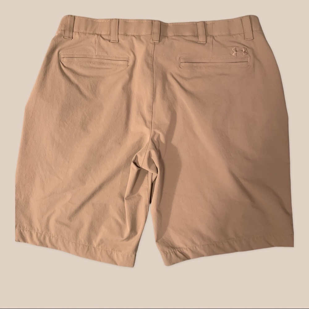 Under Armour Heat Gear Men’s Khaki Golf Shorts - Picture 5 of 6